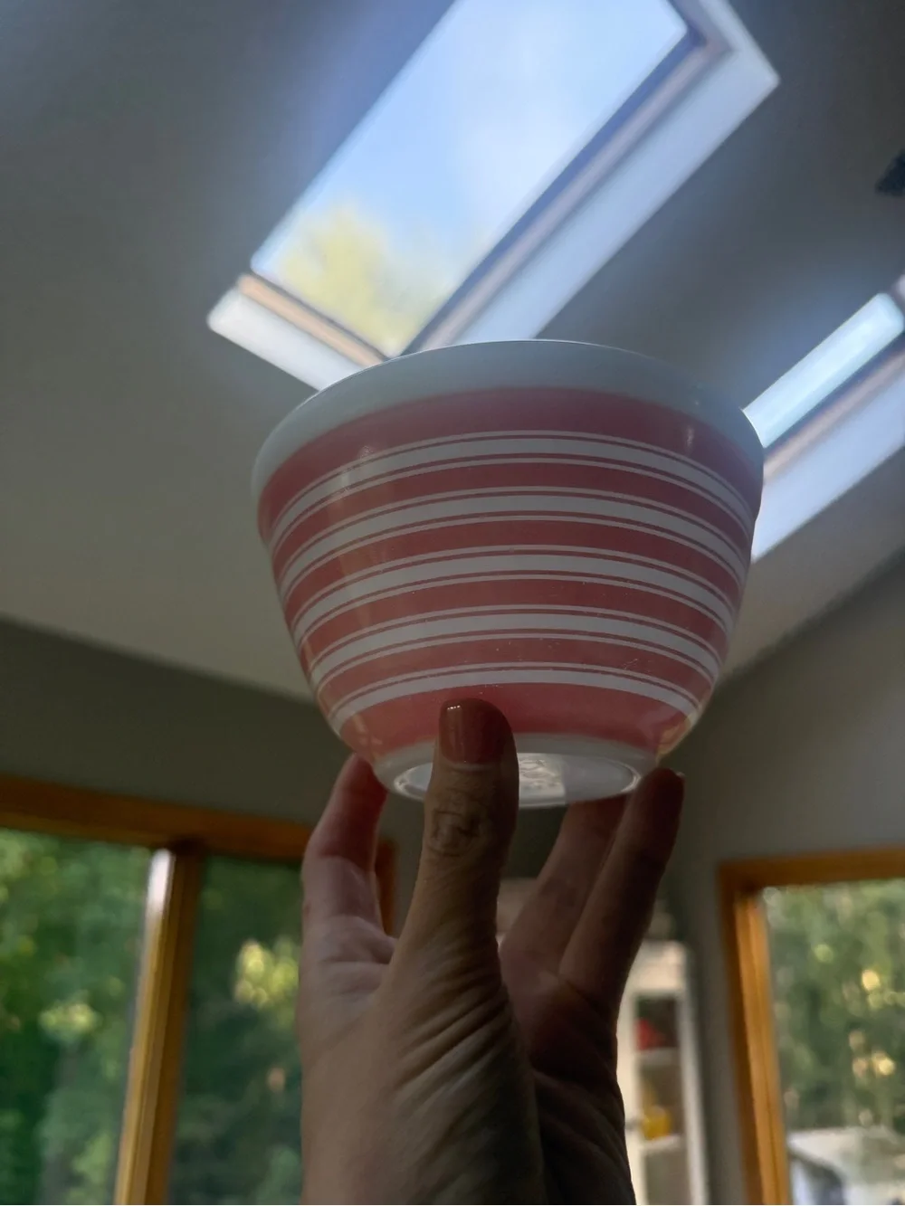 Pyrex 401 Pink Stripe Mixing Bowl